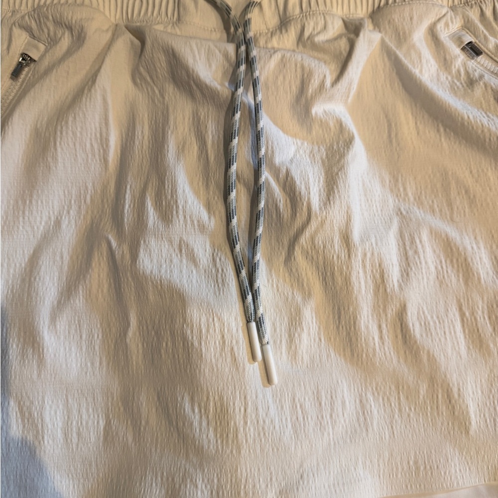 Athleta White Athletic Shorts Lightweight Comfort - Picture 2 of 10